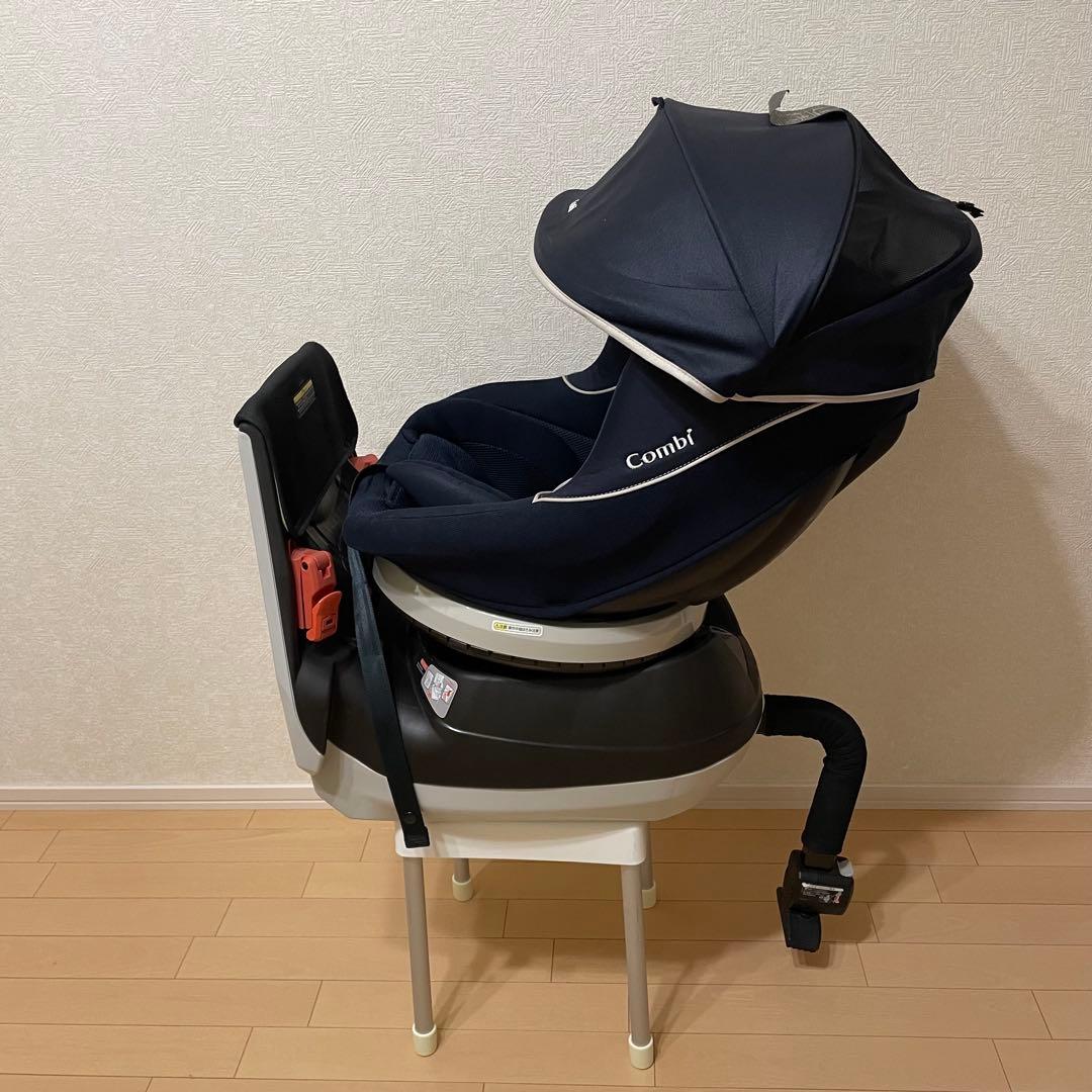 ままん。コンビ　クルムーブ シンプライト　ネイビー回転式　限定品