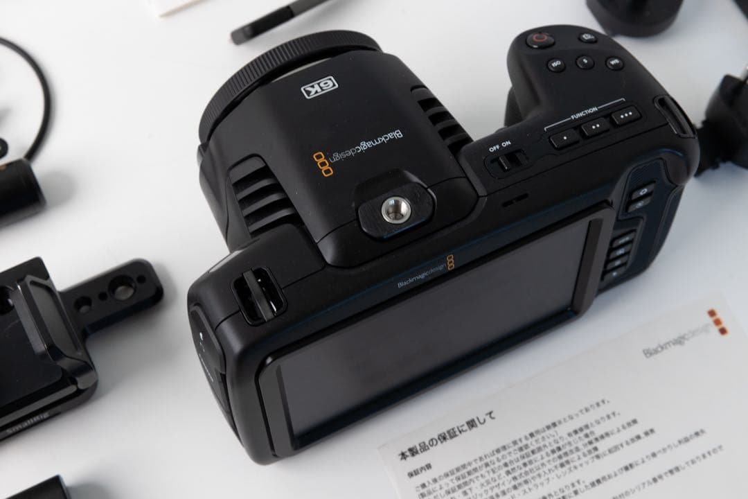 Blackmagic BMPCC6K + 1TBのSSD、マイク等