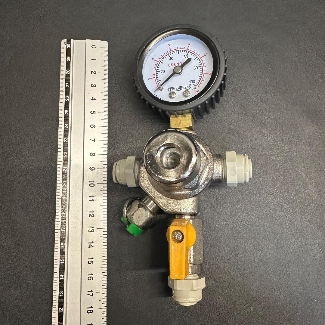 ♡Hc左1014 未使用保管品 TWELVETAP CO2レギュレーター