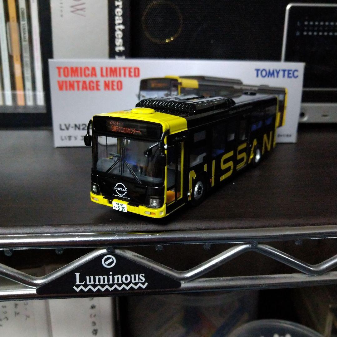 トミカ LV-N245e いすゞエルガ日産送迎バスイエローブラックサイドミラー付