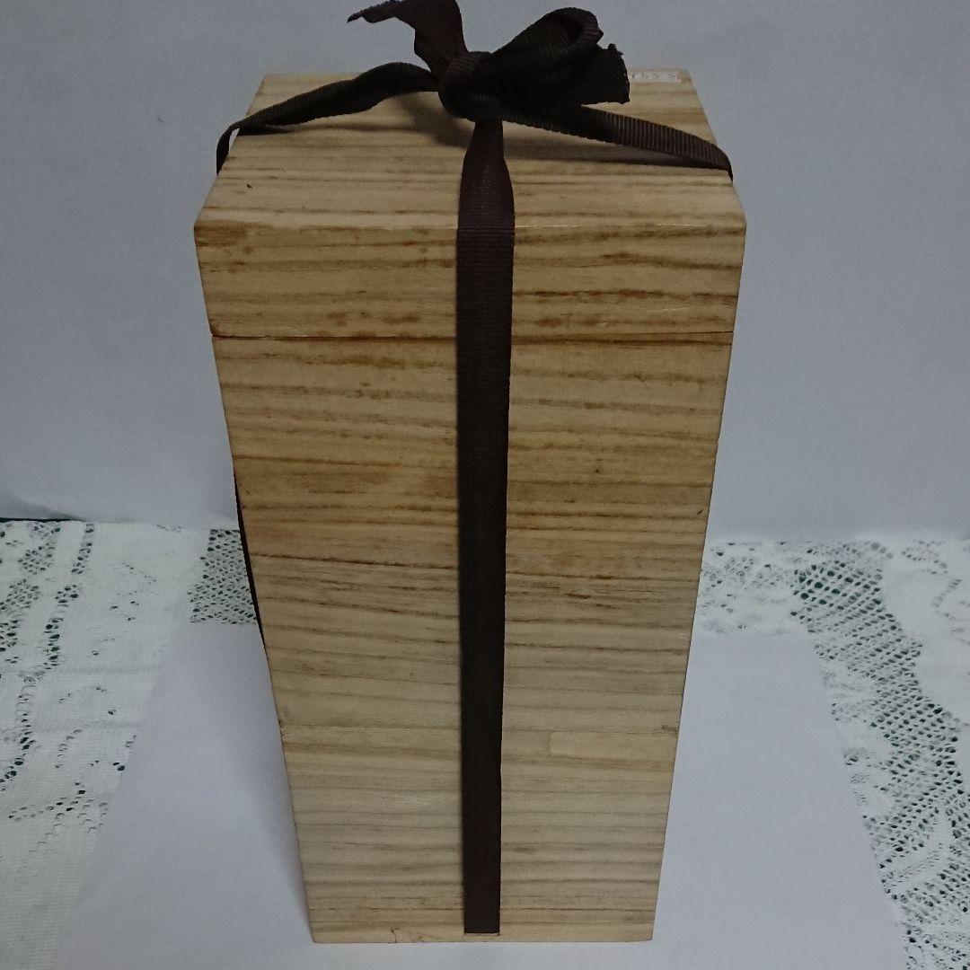 韓国・青磁象嵌1輪瓶・花瓶・未使用品☆常識の範囲の価格交渉ＯＫ☆