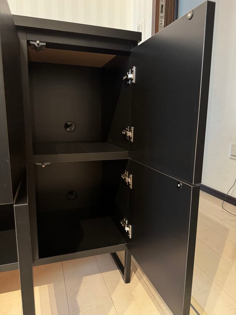 【まめちゃん】リビングキャビネット 日本製 木製 スチール脚付 配線穴付