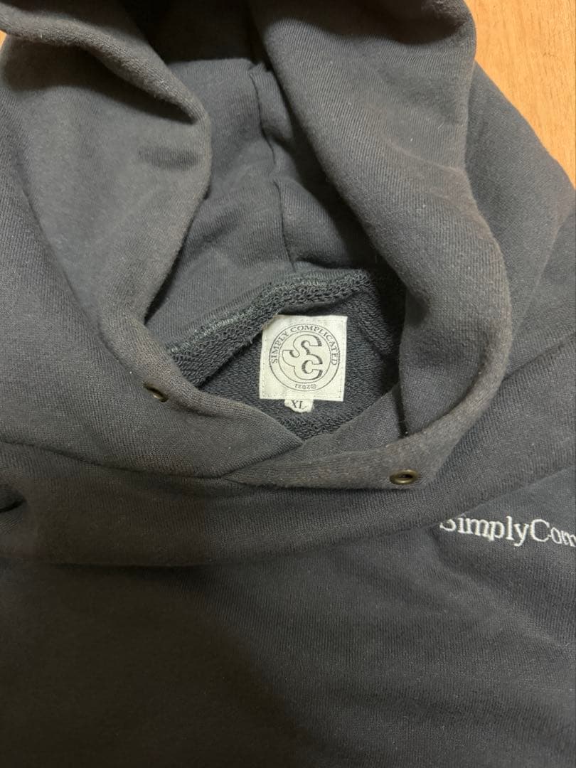 Simply Complicated 初期 LOUNGE HOODIE
