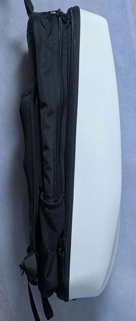 JML バイオリンケース　シェル構造バックパック型　ホワイトカラー