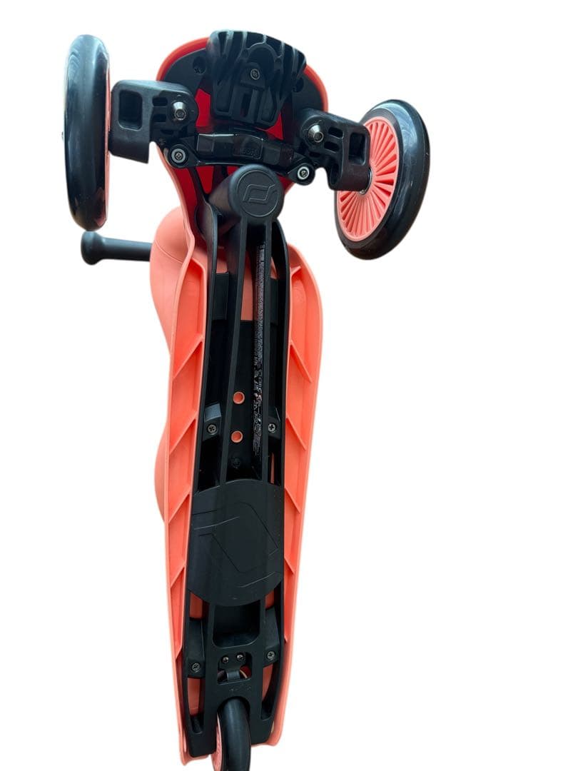 SCOOT AND RIDE ピーチ 三輪車 ヘルメット付　極美品