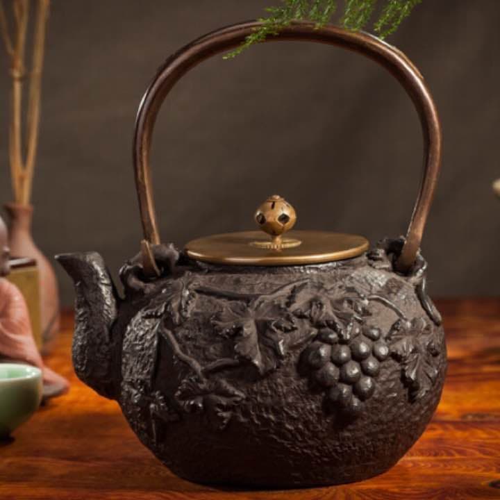 YZ 鉄器 急須 伝統工芸 手作り 鉄分補給 鉄瓶　011