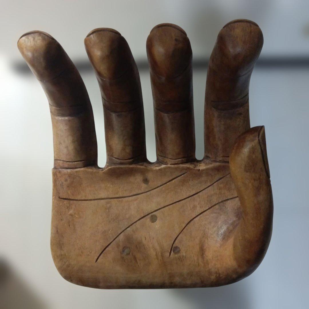 エコメルカリ便限定　仏陀　手チェア 木製椅子 天然木 手彫り バリ　値下げ