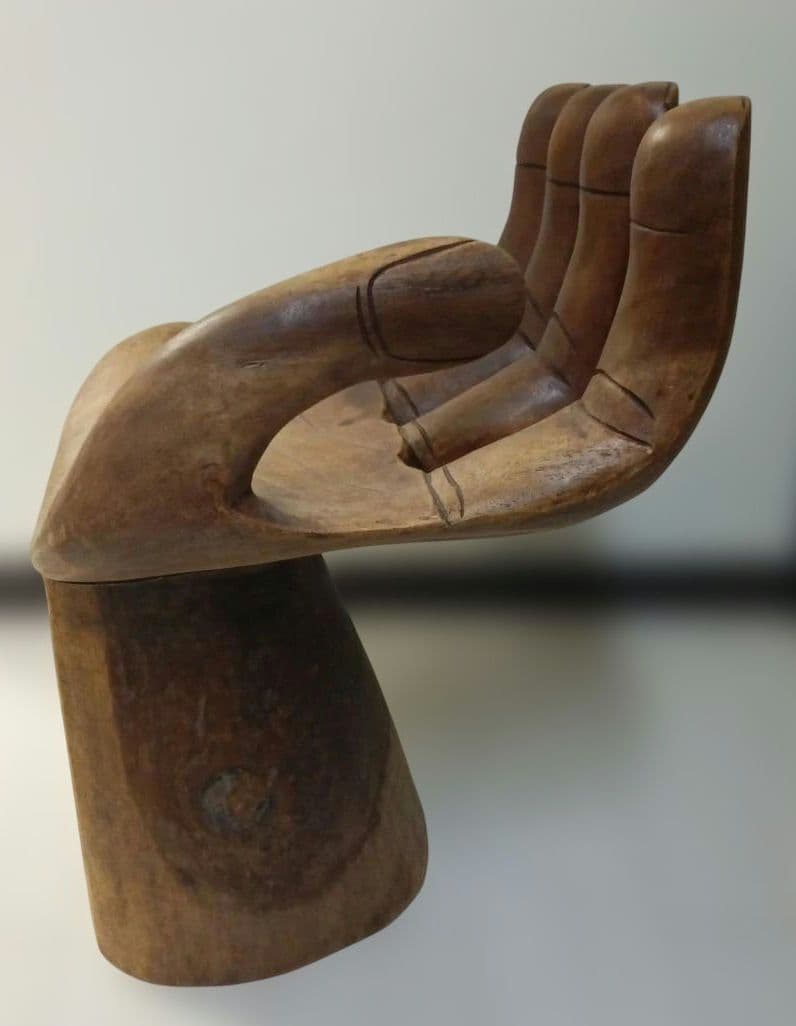 エコメルカリ便限定　仏陀　手チェア 木製椅子 天然木 手彫り バリ　値下げ