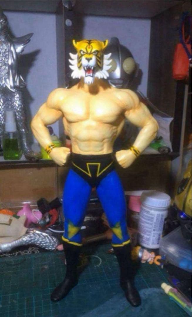 【新品未使用】タイガーマスク二世 フィギュア 海外