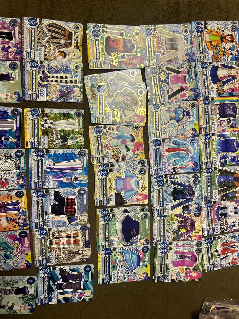 S*様 アイカツカード　大量　まとめ売り　　1000枚以上　お値下げ相談⚪︎