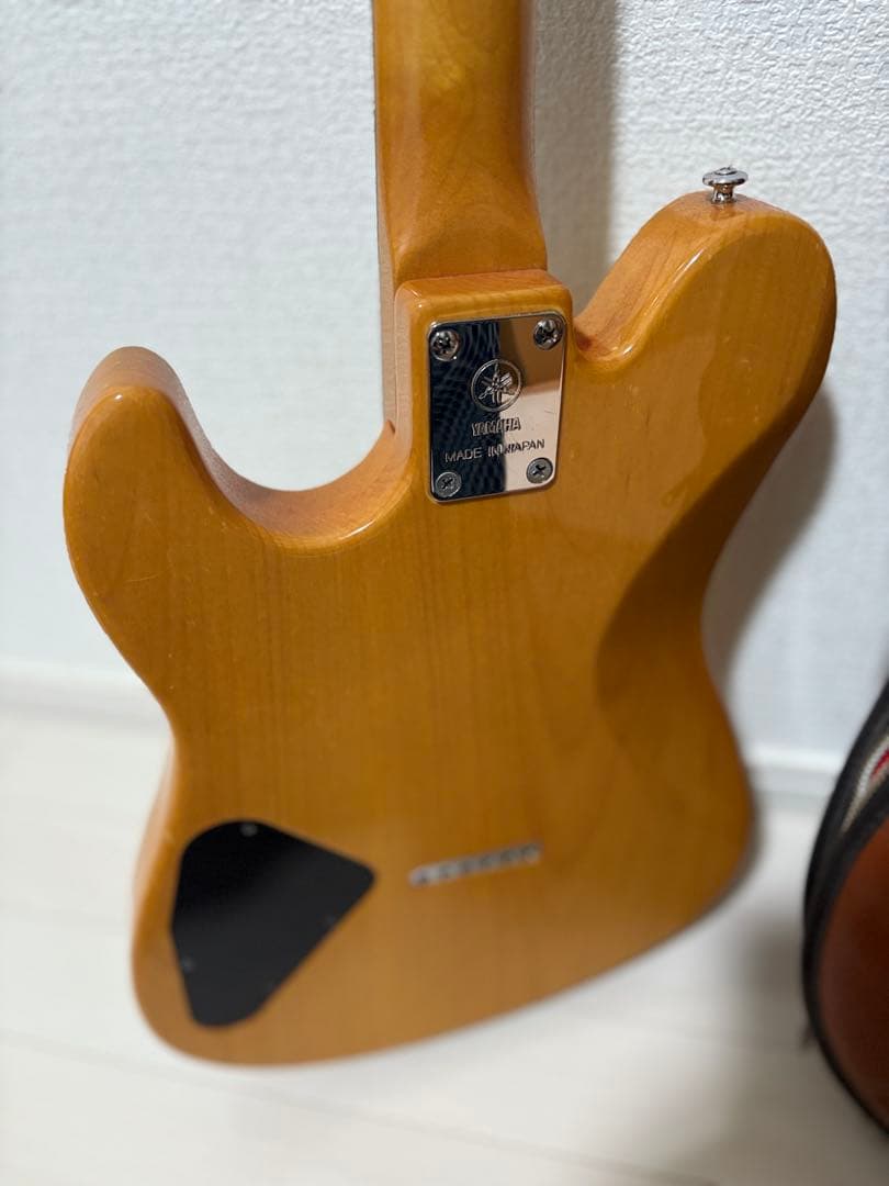 エレキギター YAMAHA 22フレット　ギター　ケース付き　美品　ヤマハ