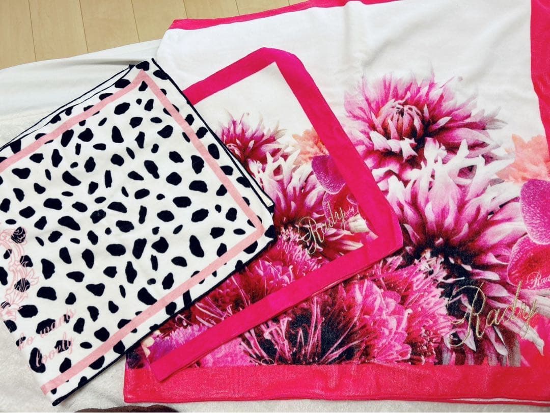 激レア完売品 廃盤 入手困難 Rady リゾートフラワー ダルメシアン