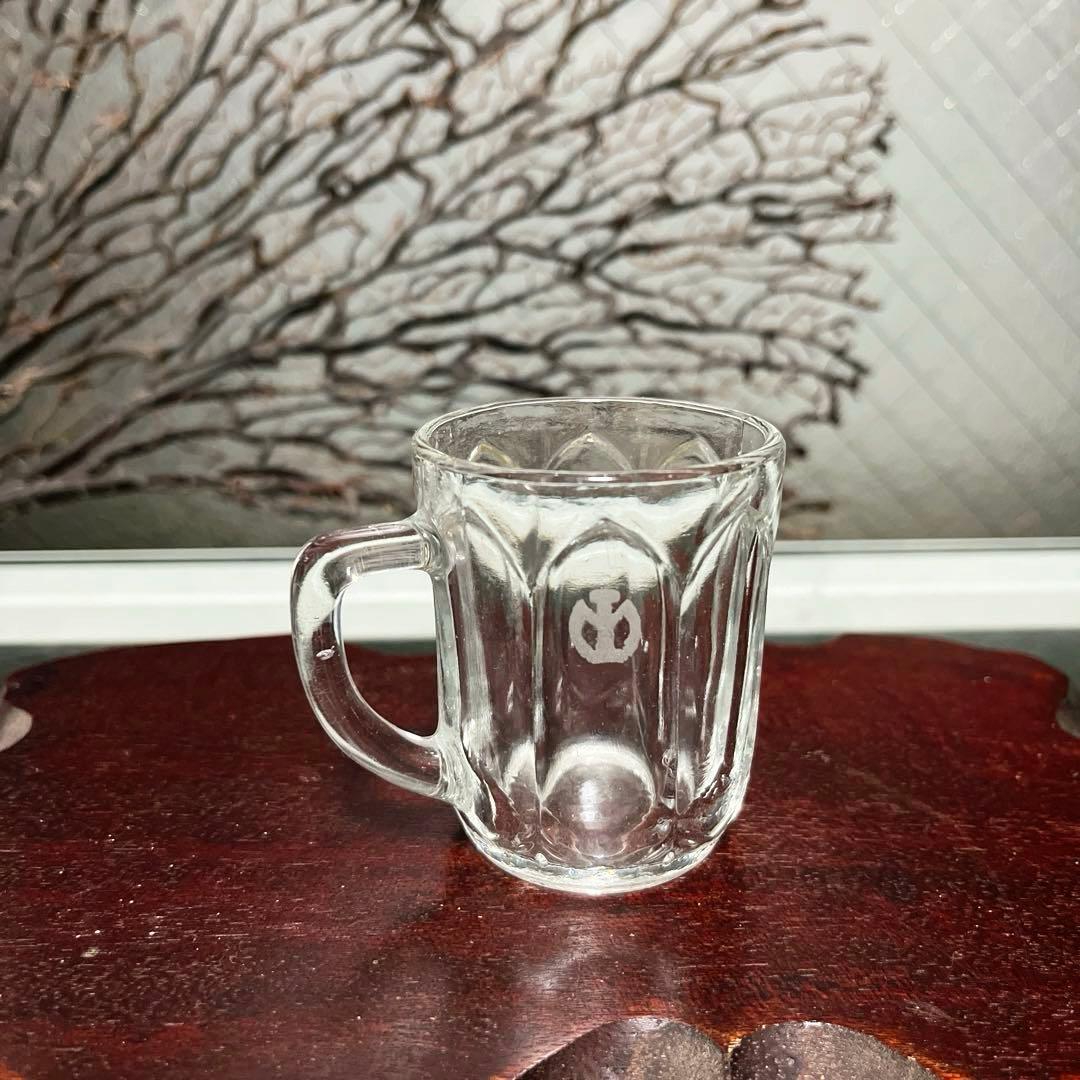 骨董　時代ガラス　プレスガラス　刻印あり　満州電鉄　取手付きグラス コップ１客