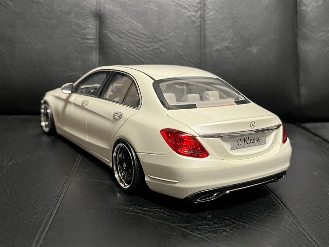 メルセデスベンツ　Cクラス　1/18