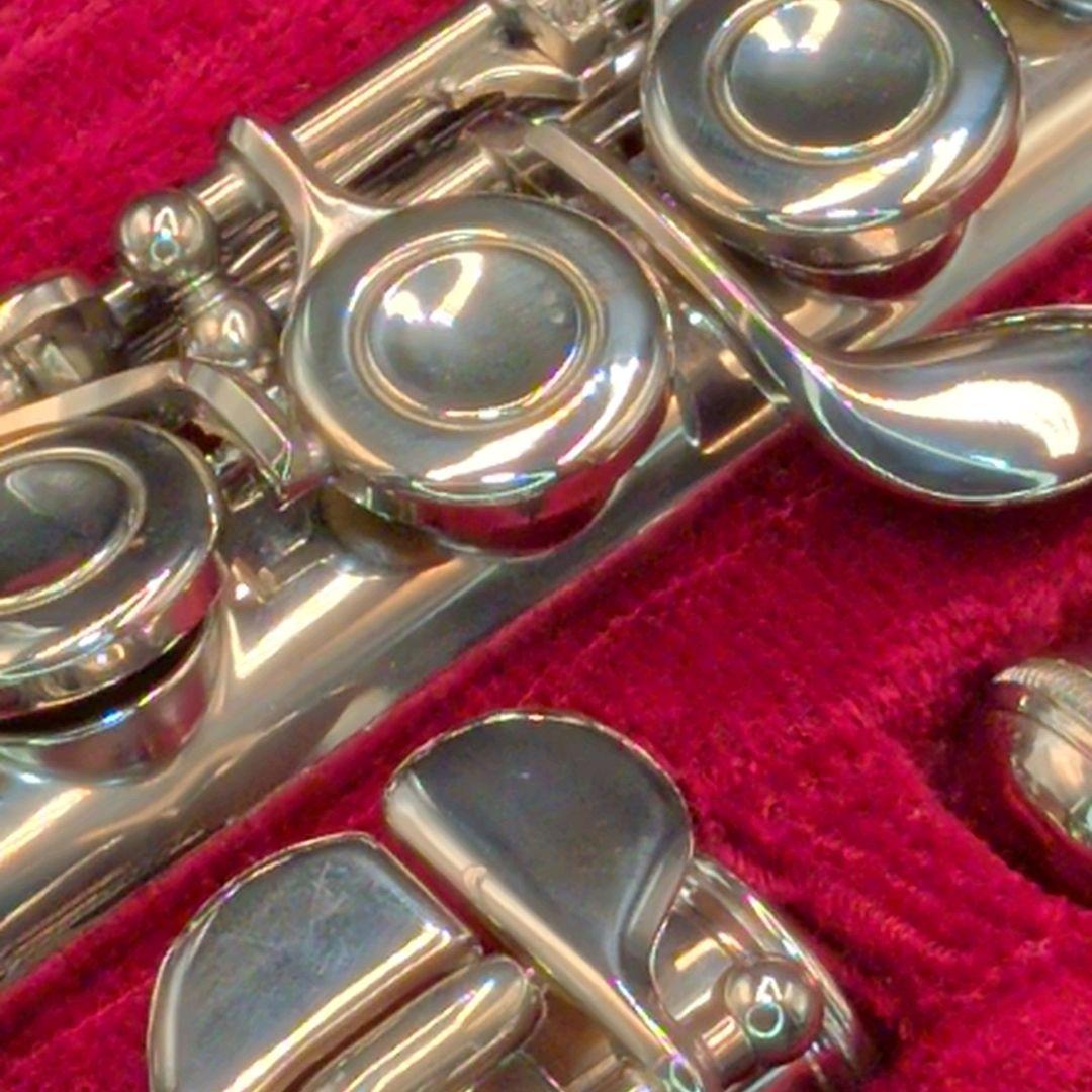 フルート　調整済美品　ヤマハ　YFL211（Eメカ仕様）