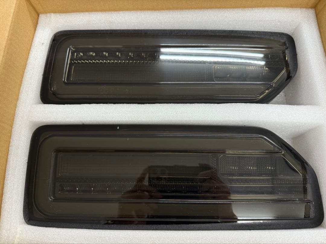 新型 ジムニーLED テールランプ JB64 JB74 専用 スモーク