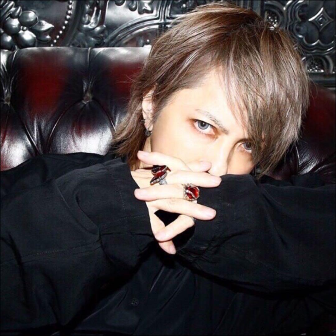 最終値下げ　HYDE 着　リリーエルランドソン　モルフォリング　赤　RED