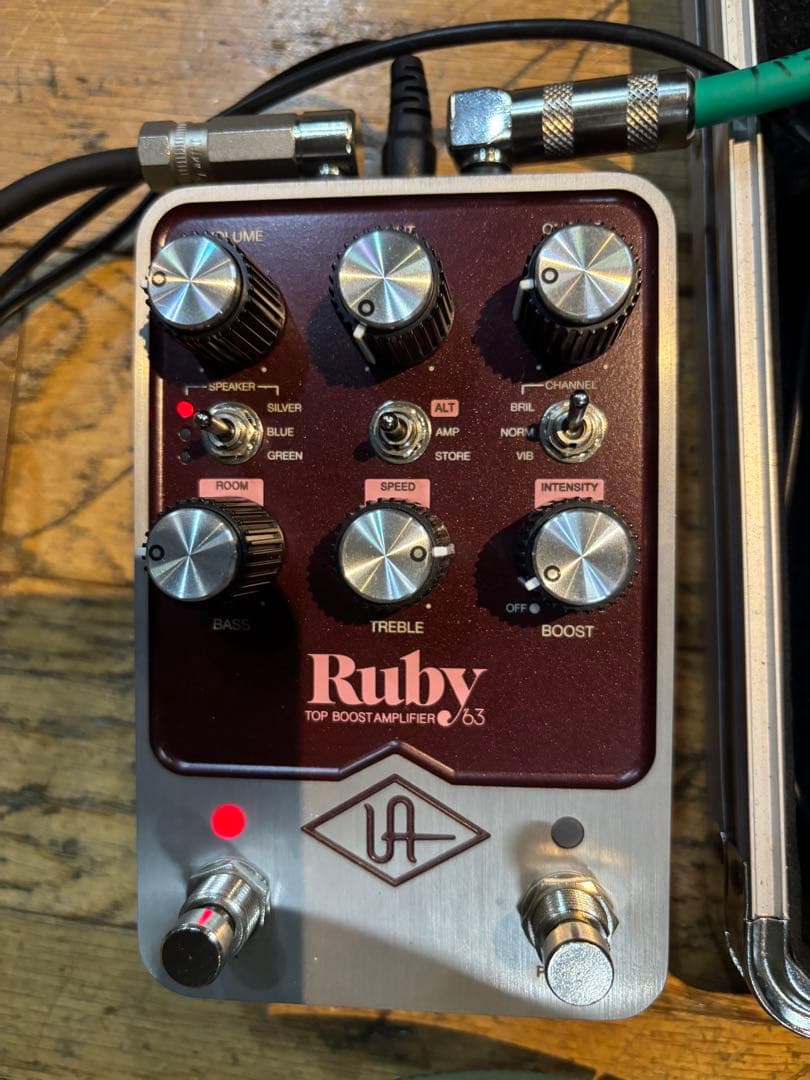 ギター UAFX Ruby Top Boost Amplifier 63