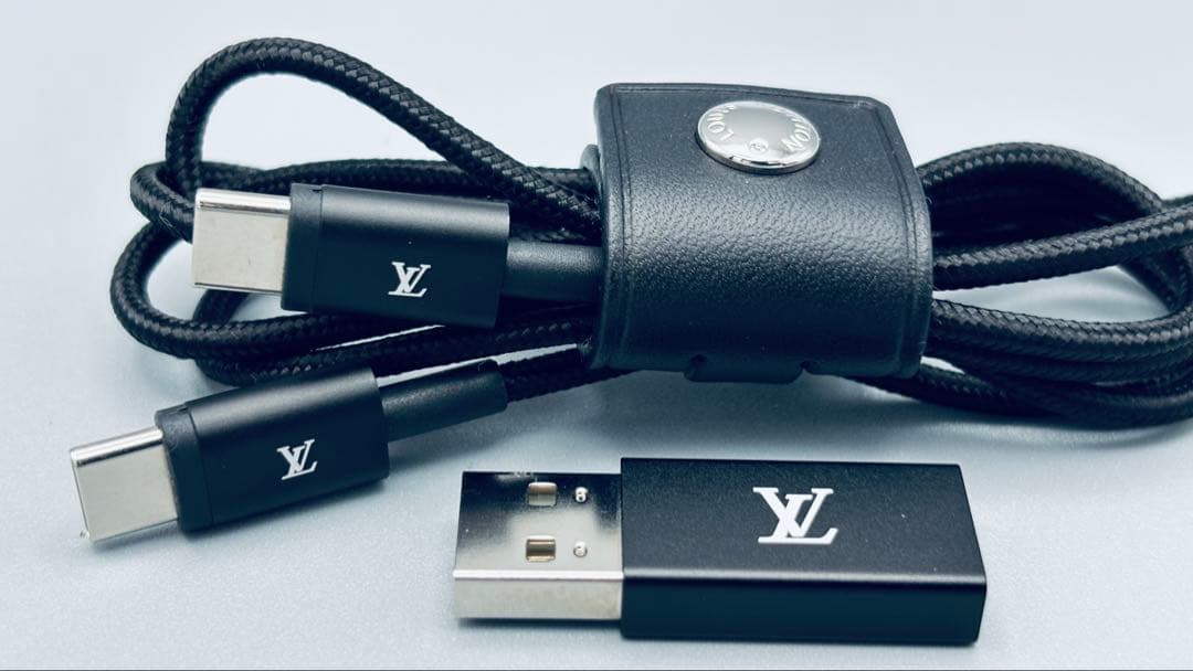 美品 ルイヴィトン ワイヤレスイヤホン ホライゾン　QAB160