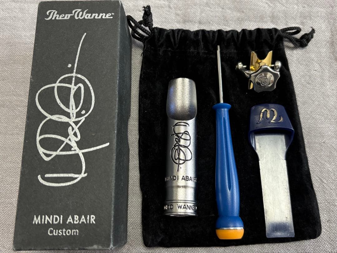 セオワニ　ミンディエイベアカスタム　アルトサックス用マウスピース　開き6