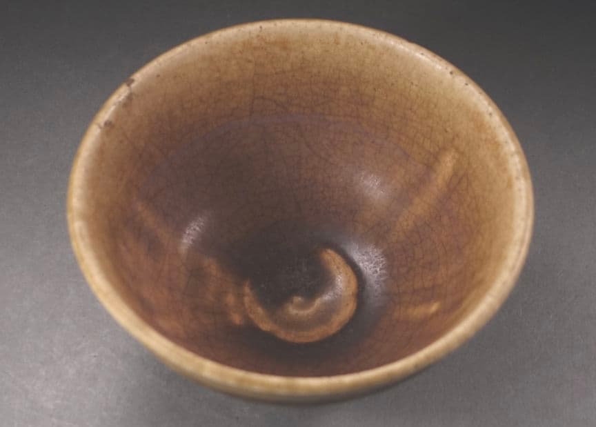 【古瀬戸】時代 瀬戸灰釉彫文　茶碗　唐津　桃山陶　李朝　宋代　珠光青磁　青瓷