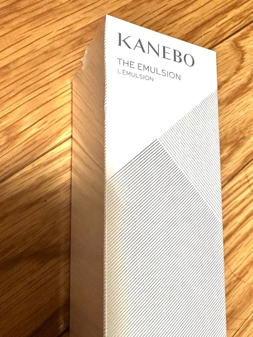 カネボウ　THE EMULSION 乳液