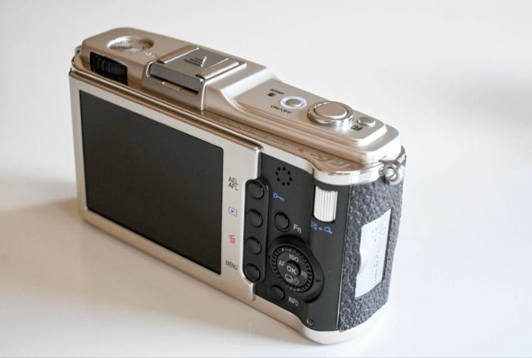 OLYMPUS PEN E-P1 美品