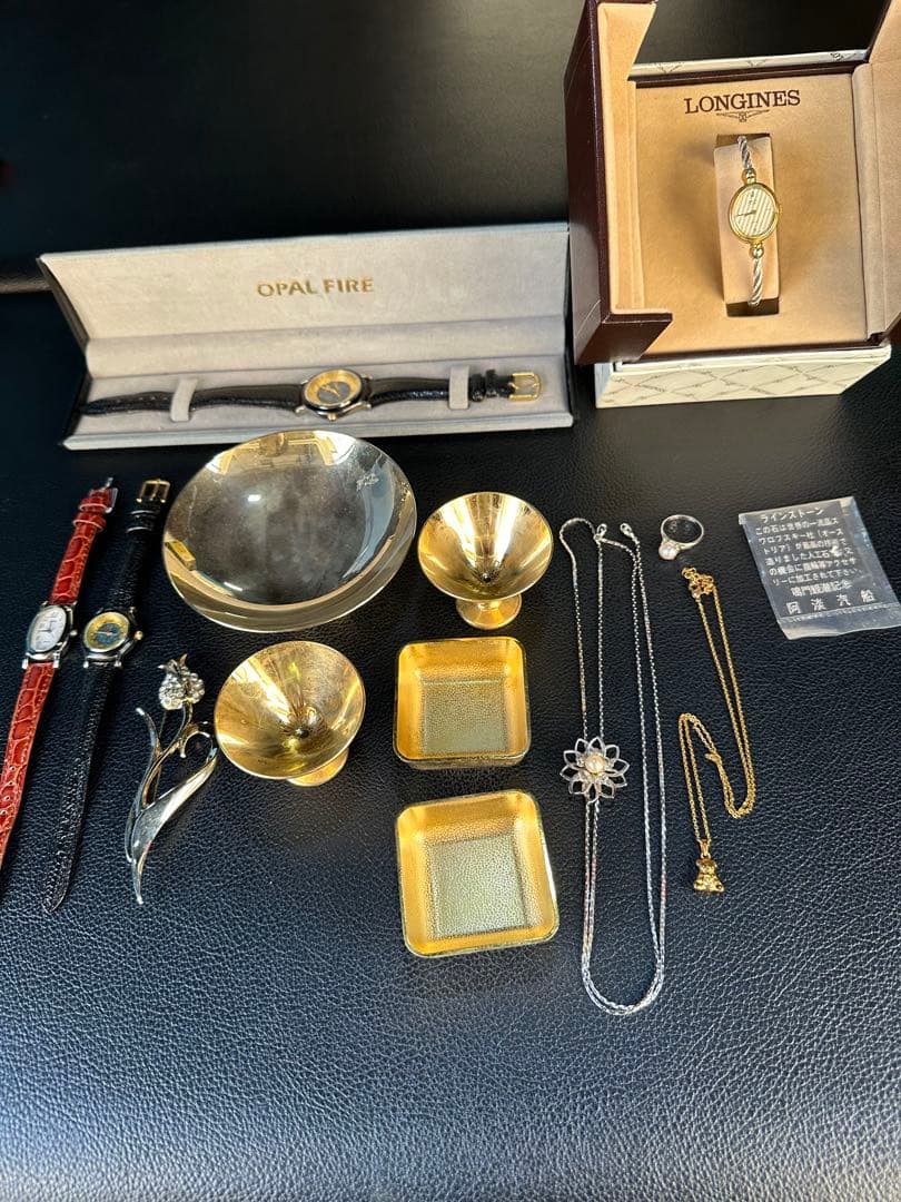 遺品整理、アクセサリー、金杯などまとめ