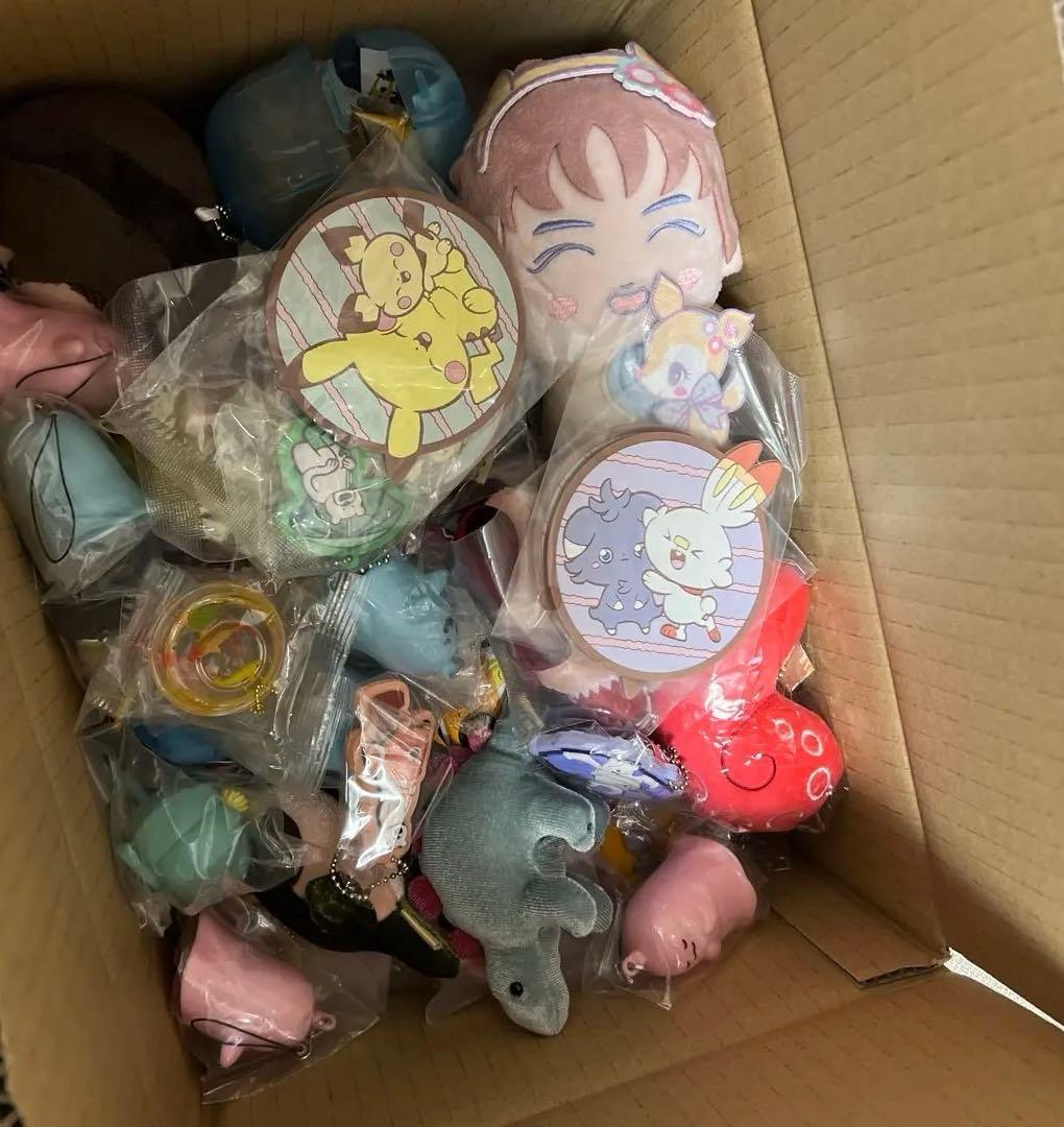 大量 激安 ノンジャンル アニメグッズ まとめ売り 1000点以上 23kg以上