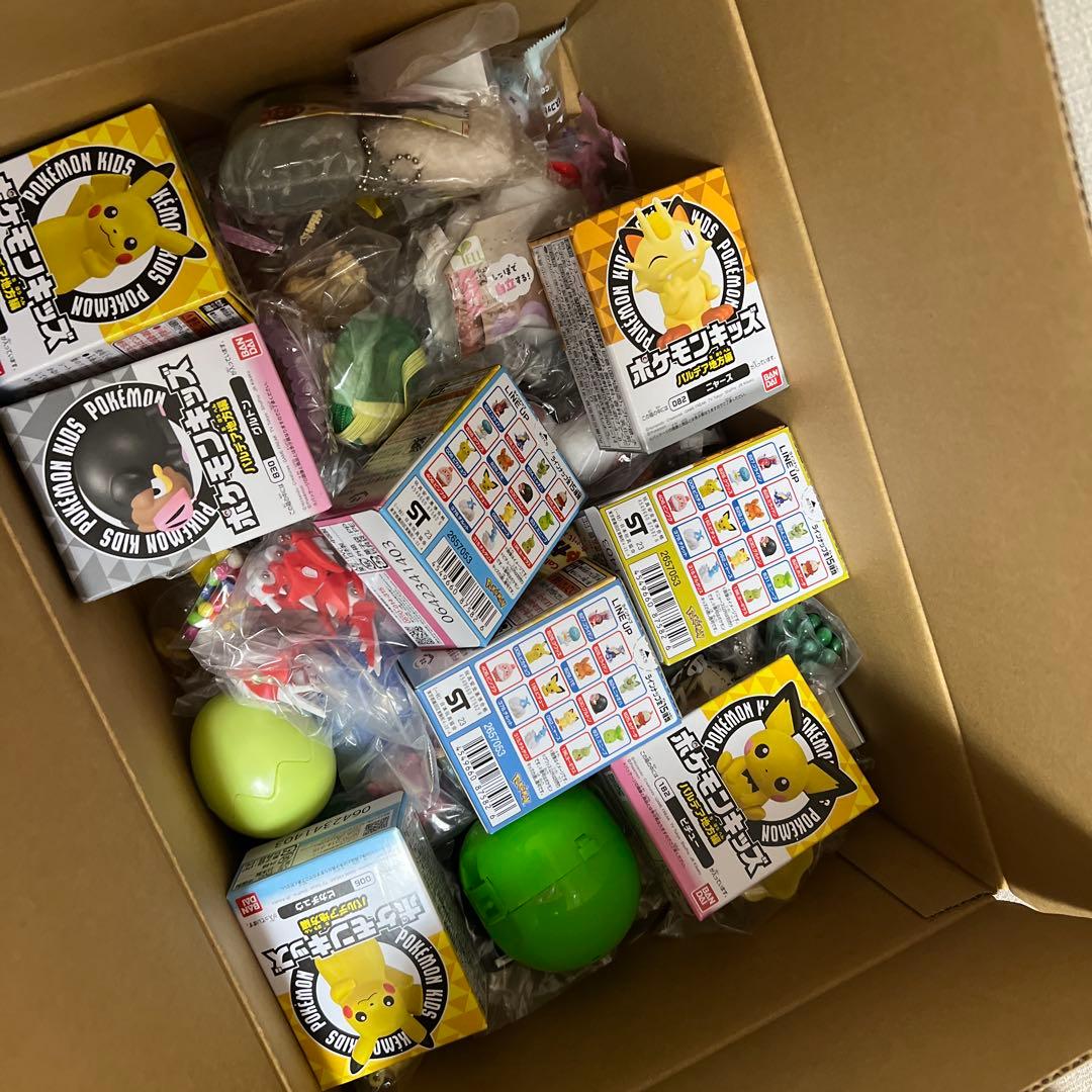 大量 激安 ノンジャンル アニメグッズ まとめ売り 1000点以上 23kg以上