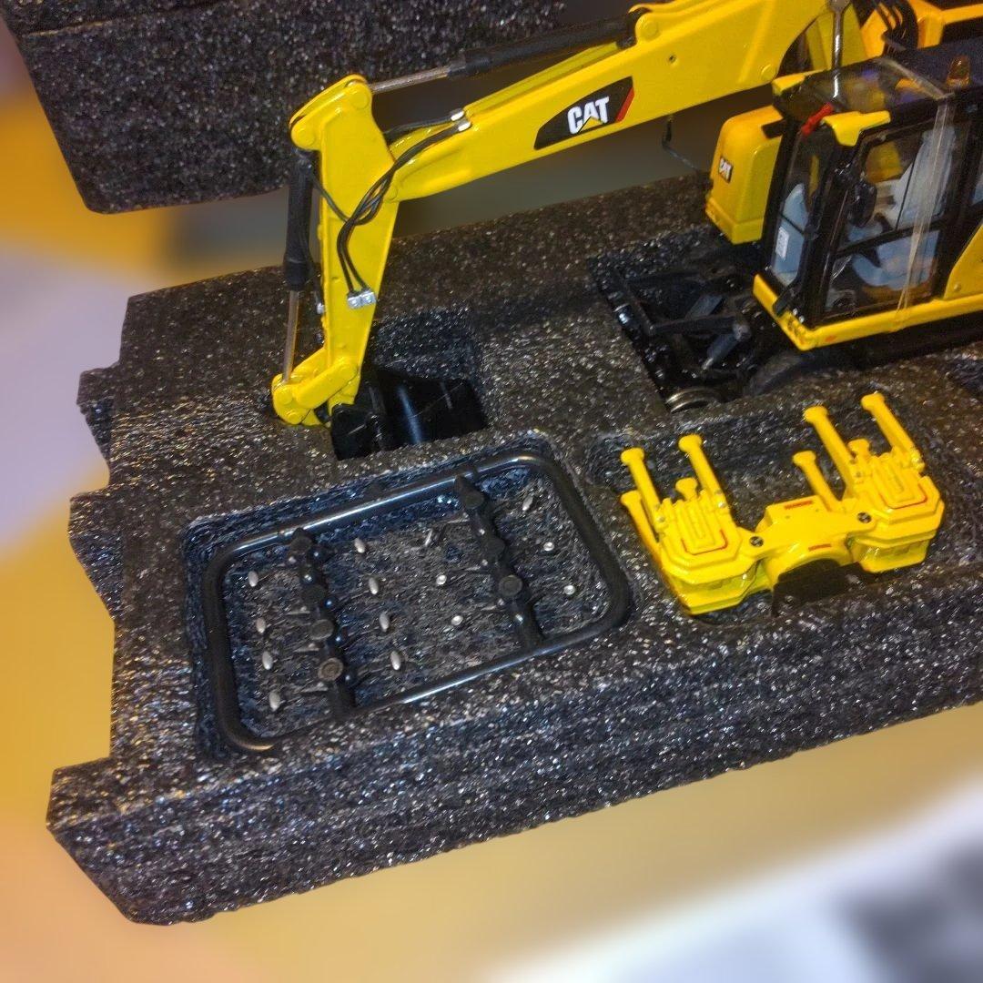 その他 CAT M323F RAILROAD WHEELED EXCAVATOR