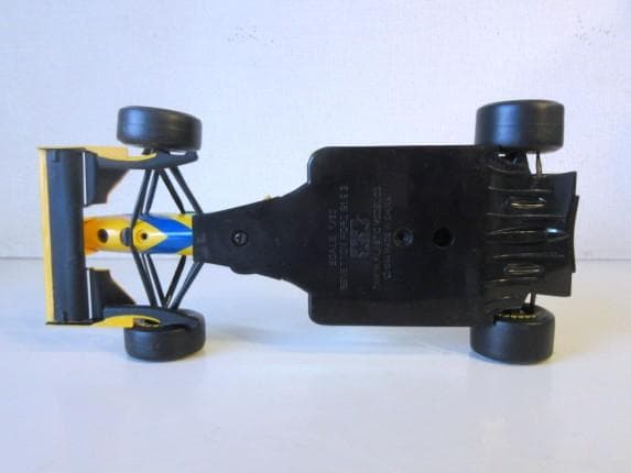 特価 タミヤ コレクターズクラブ 1/20 ベネトン B193B Mシューマッハ