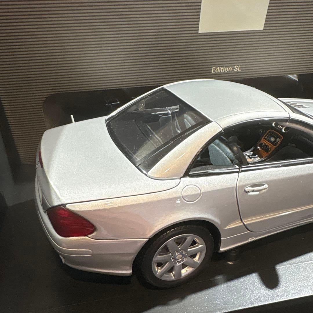 ディーラー特注 1/18 メルセデス・ベンツ SL