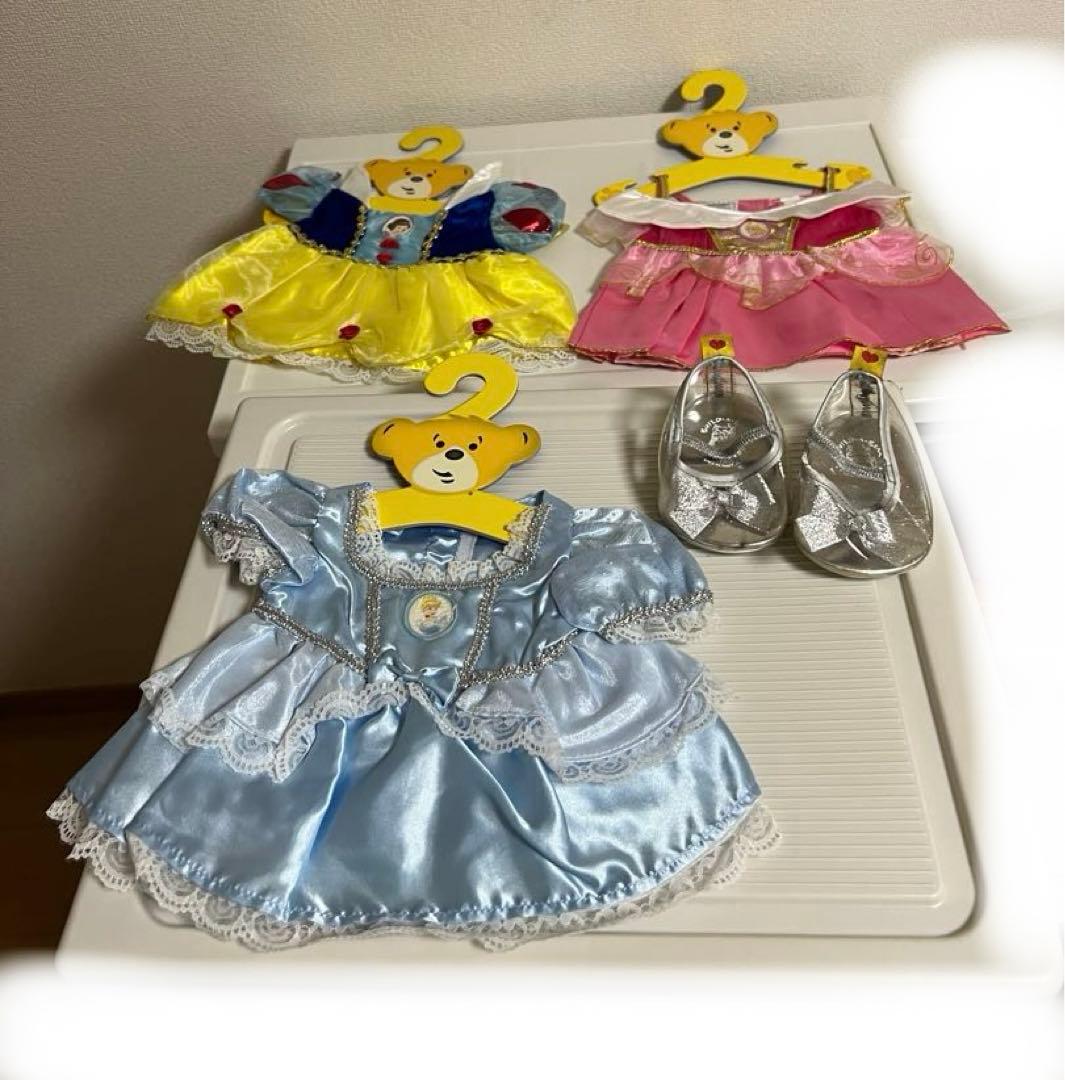 シンデレラ、オーロラ姫、白雪姫コスチューム　ビルドアベアシェリーメイ ダッフィー