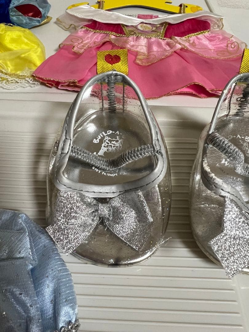 シンデレラ、オーロラ姫、白雪姫コスチューム　ビルドアベアシェリーメイ ダッフィー