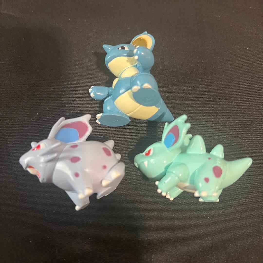 ⚫︎︎【当時もの】モンコレ ニドラン♀ ニドリーナ ニドクイン ポケモン TOMY