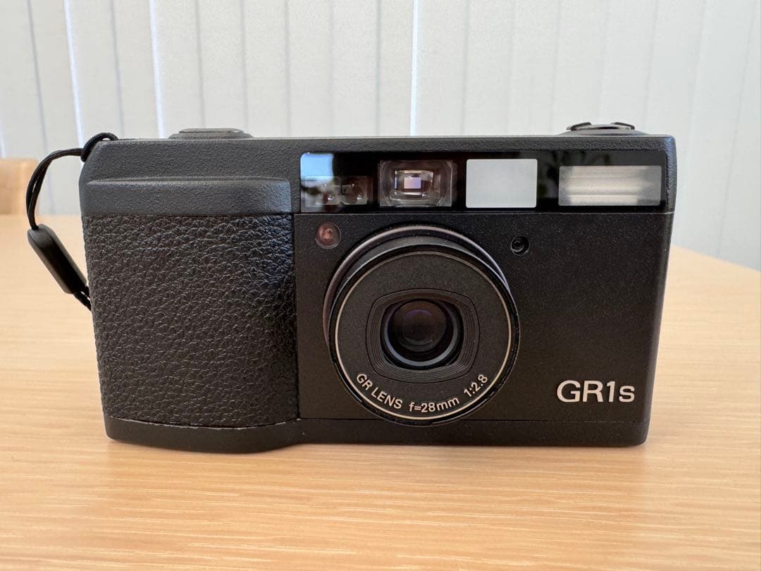 美品 液晶良好 完動品 RICOH リコー GR1S 箱、取説、フードあり