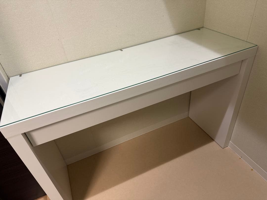IKEA マルム　MALM