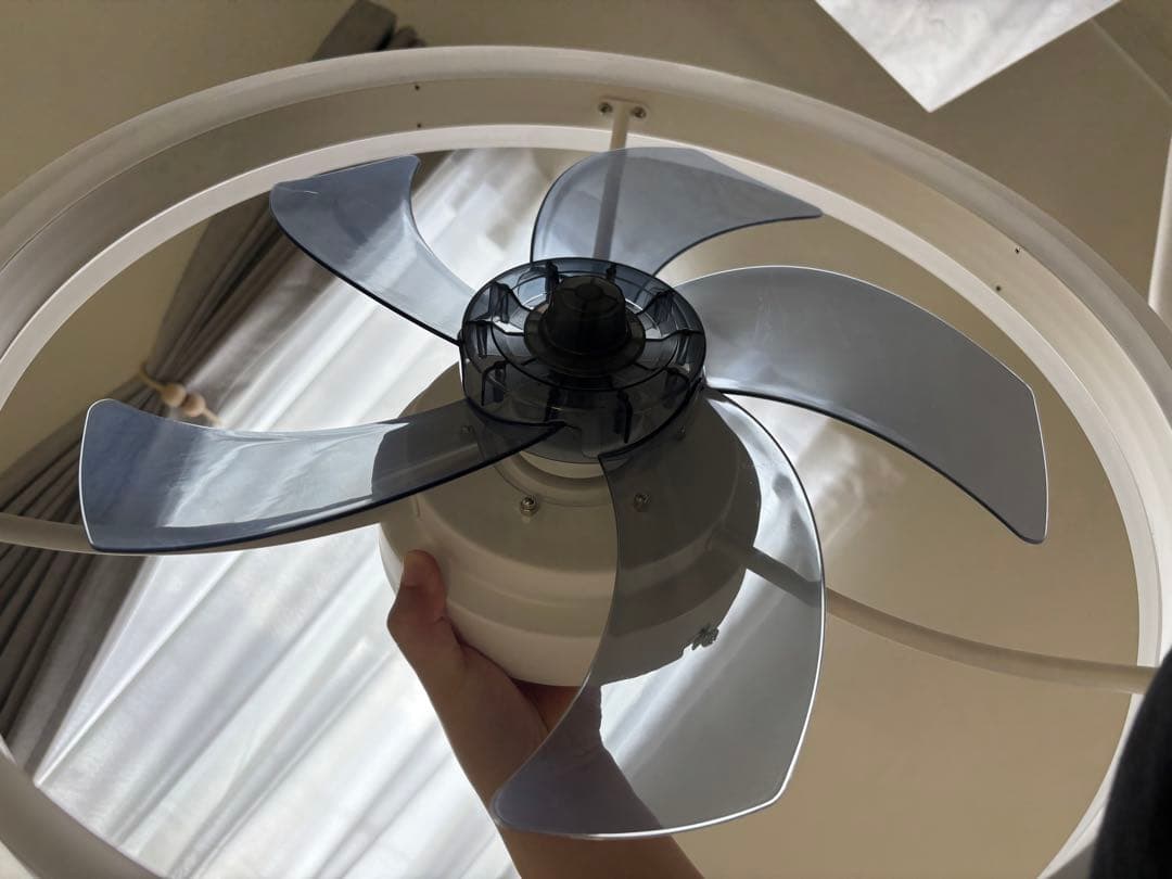 【ほぼ未使用】シーリングファンライト 〜14畳 照明 シーリングライト 調光