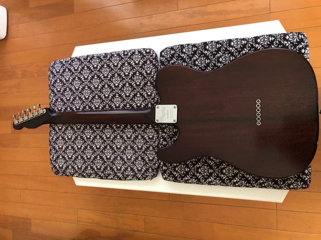 Bacchus BTH-MAHOシンラインギター