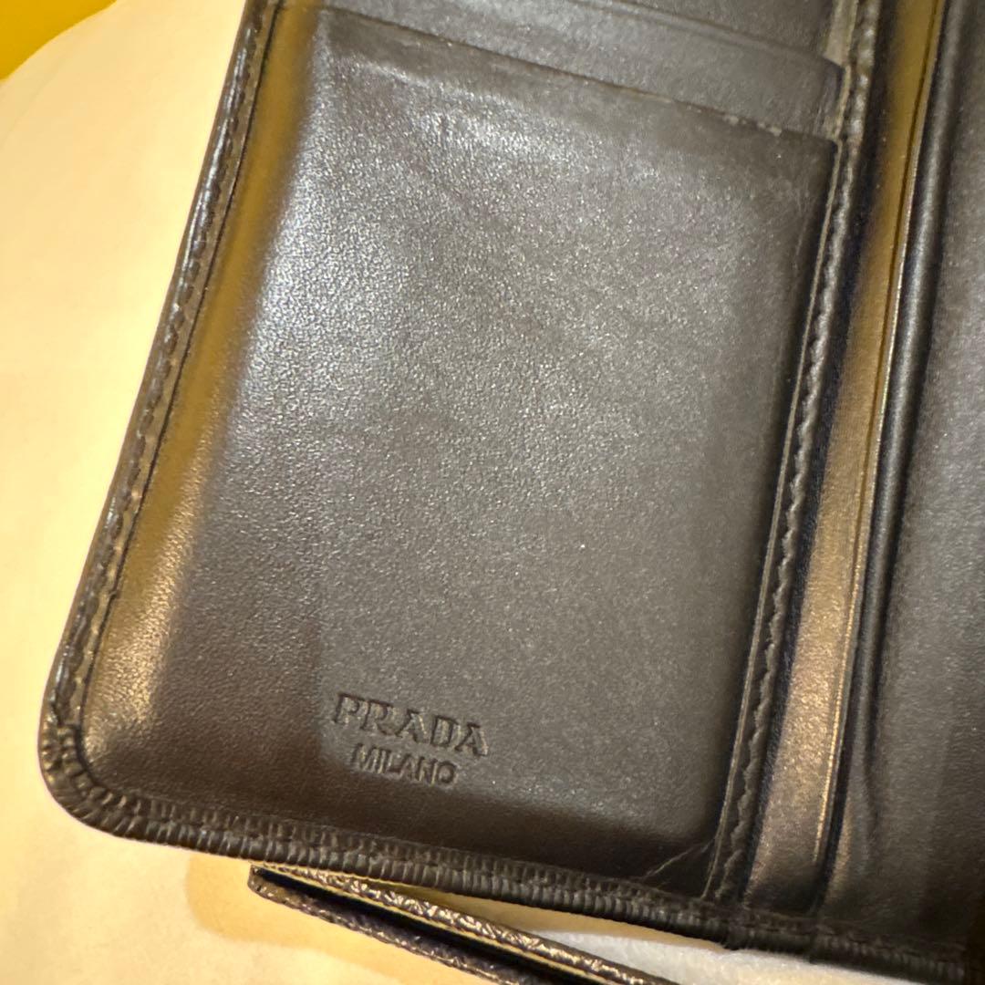 PRADA 二つ折り財布　1M1225