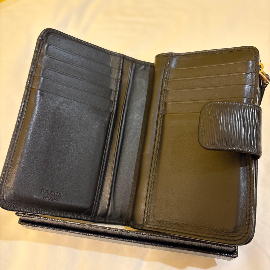 PRADA 二つ折り財布　1M1225
