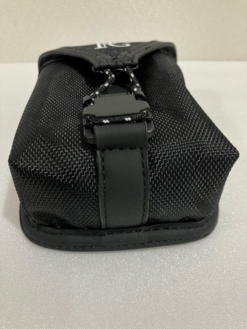 1PIU1UGUAL E3ウノピゥウノウグァーレトレ 距離計ケース ゴルフポーチ