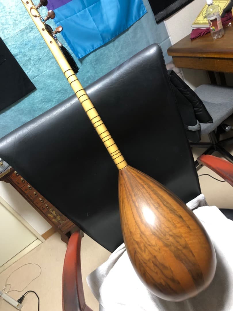 ト*ク様 トルコ製ショートスケール・バグラマ（サズ）＋ハードケース＆弦付き