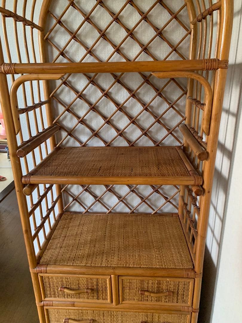 ラタン製オープンシェルフ 引き出し付き