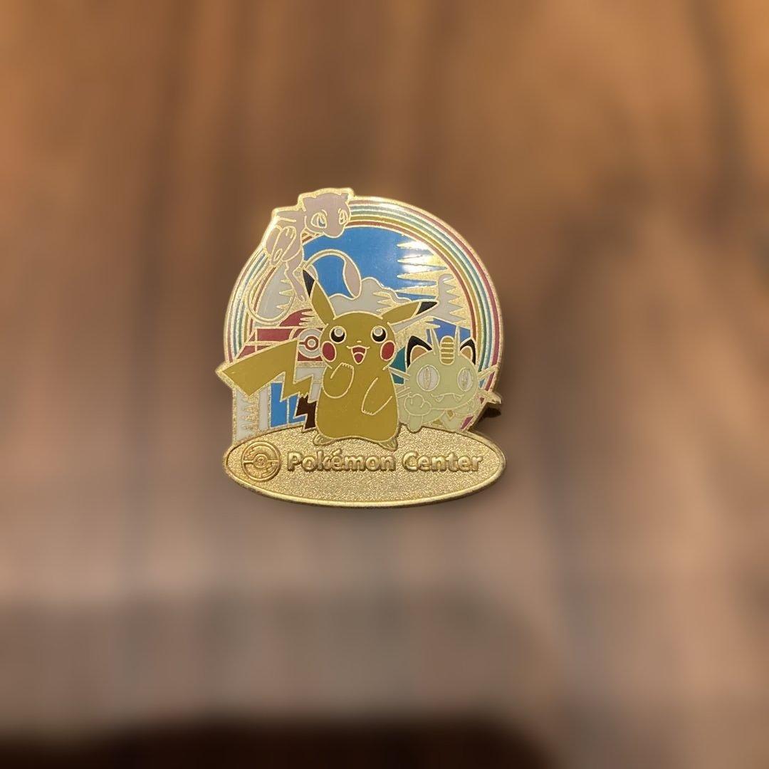 ポケモンセンター サッポロ　ピンズ 2005年　ピカチュウ　ニャース　ミュウ