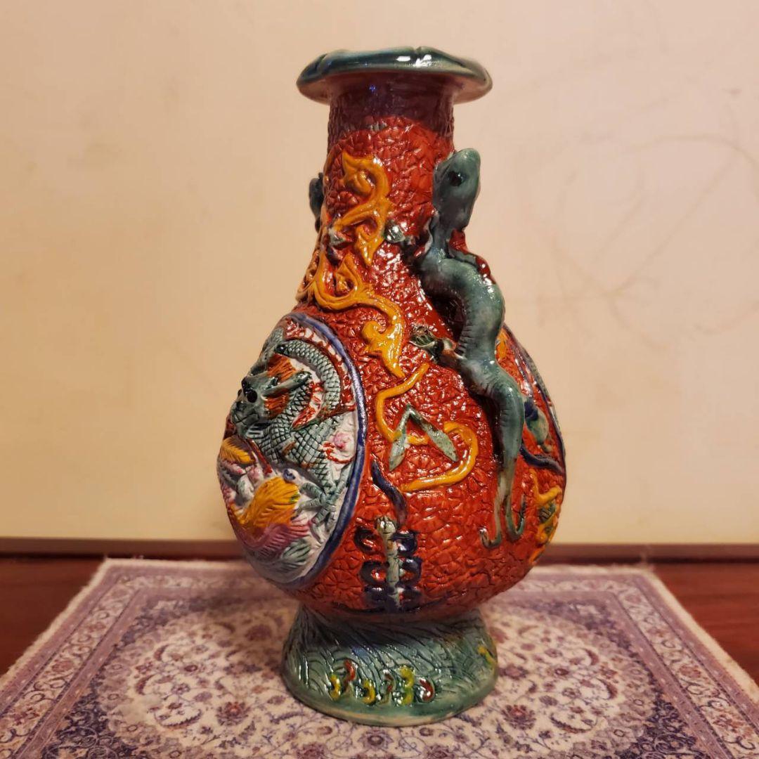 中国古玩　大清乾隆年製　紅釉龍鳳文様　花瓶
