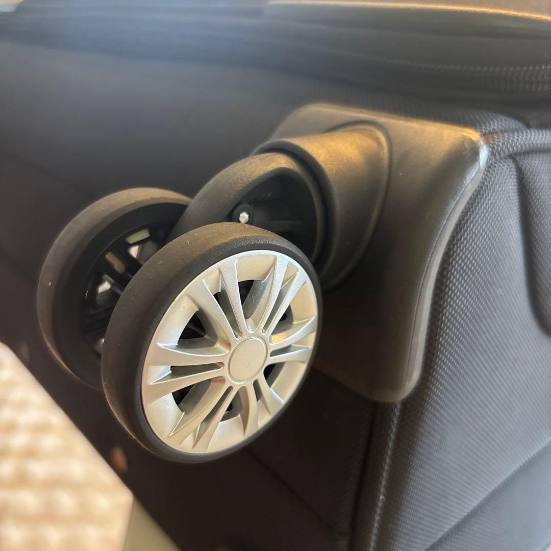 ☆1度使用☆Samsonite D1650 キャリーケース ブラック