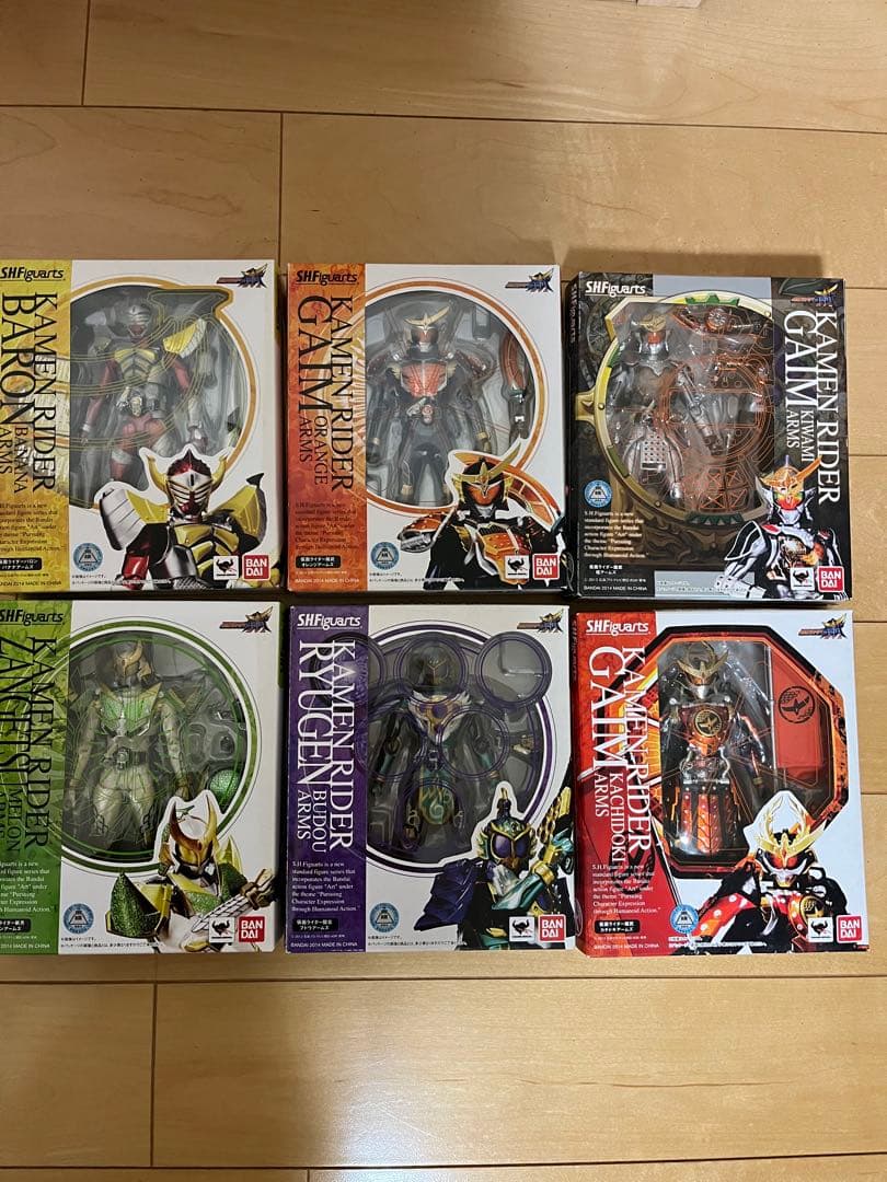 フィギュアーツ　仮面ライダー鎧武セット