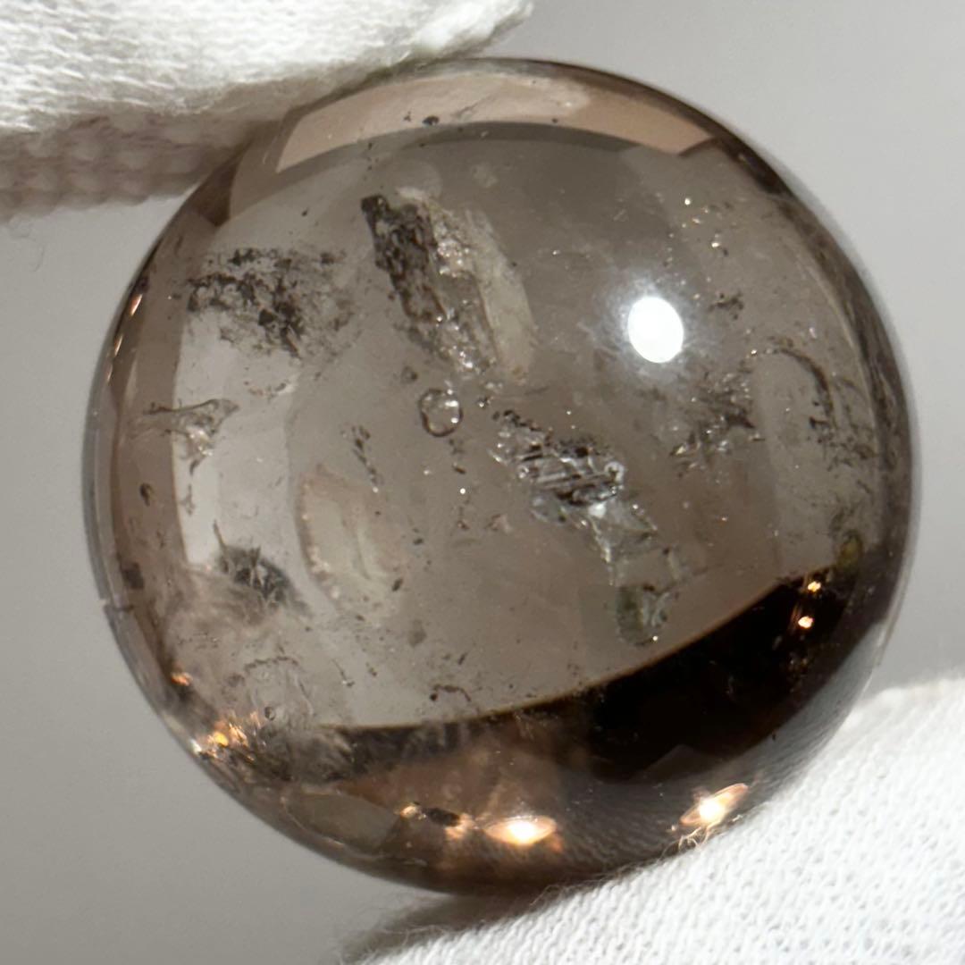 激レア カルサイトインスモーキークォーツ　スフィア　カルサイト　丸玉